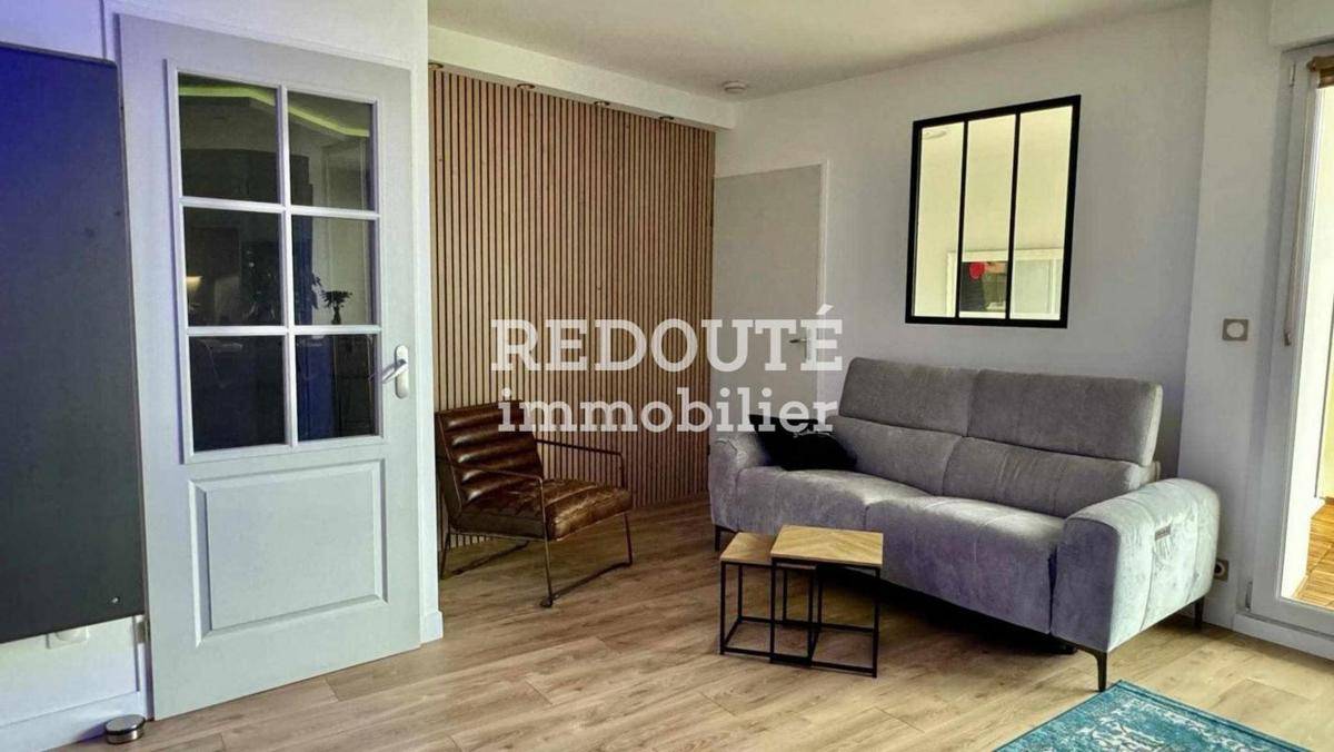 Image de l'annonce À VENDRE APPARTEMENT MEUBLÊ AVEC GARAGE -…