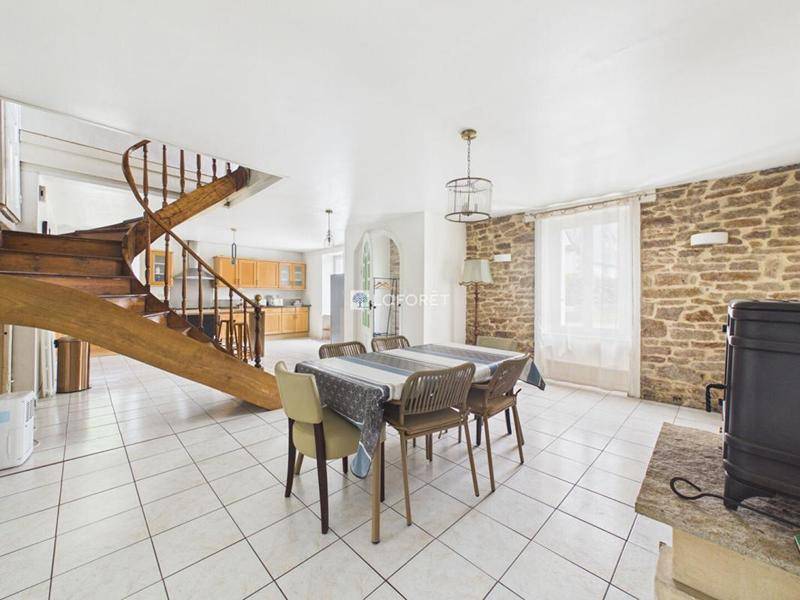 Image de l'annonce Maison Plozevet 6 pièce(s) 157 m2