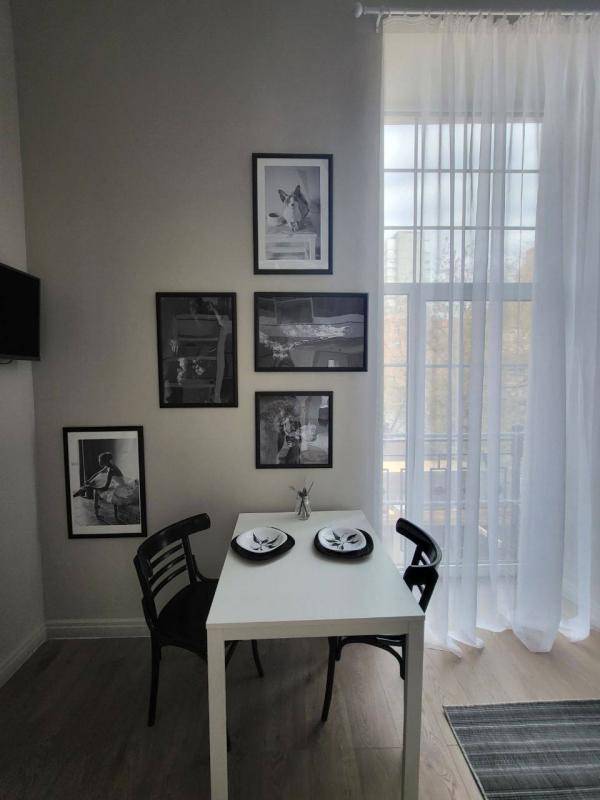 Image de l'annonce Studio 16m² mezzanine – Paris 16e –…