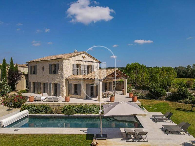 Image de l'annonce Mas récent de prestige en position dominante…