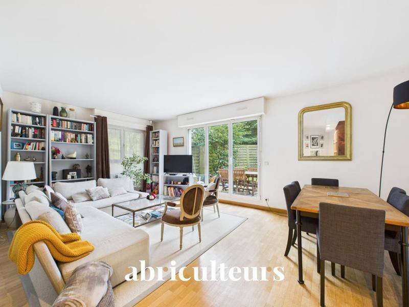 Image de l'annonce La Celle-Saint-Cloud – Duplex familial de 125…