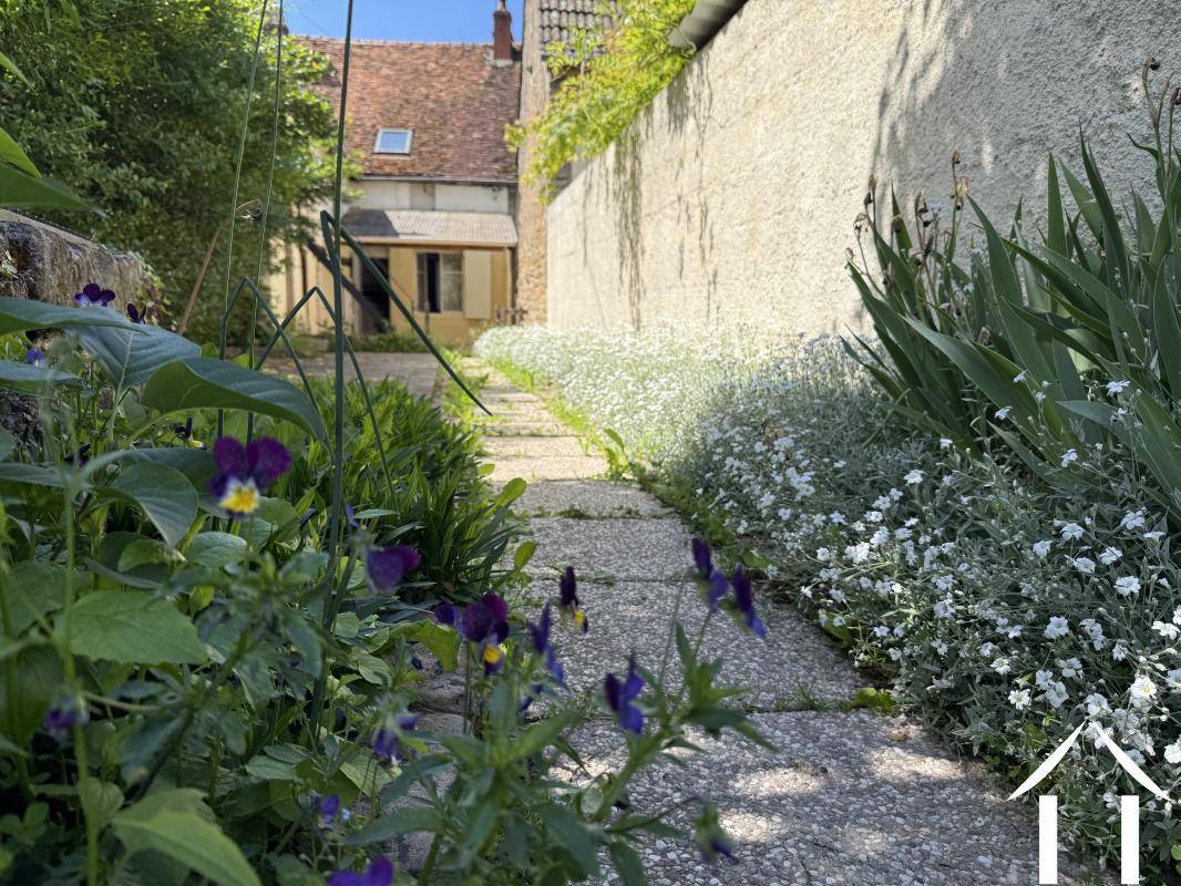 Image de l'annonce Charmante maison de village avec grand jardin…