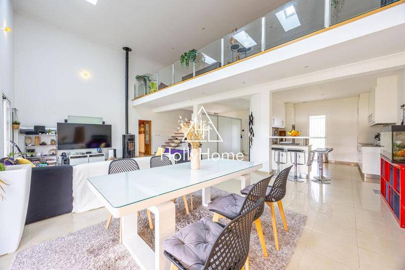 Image de l'annonce Maison contemporaine de 213 m2