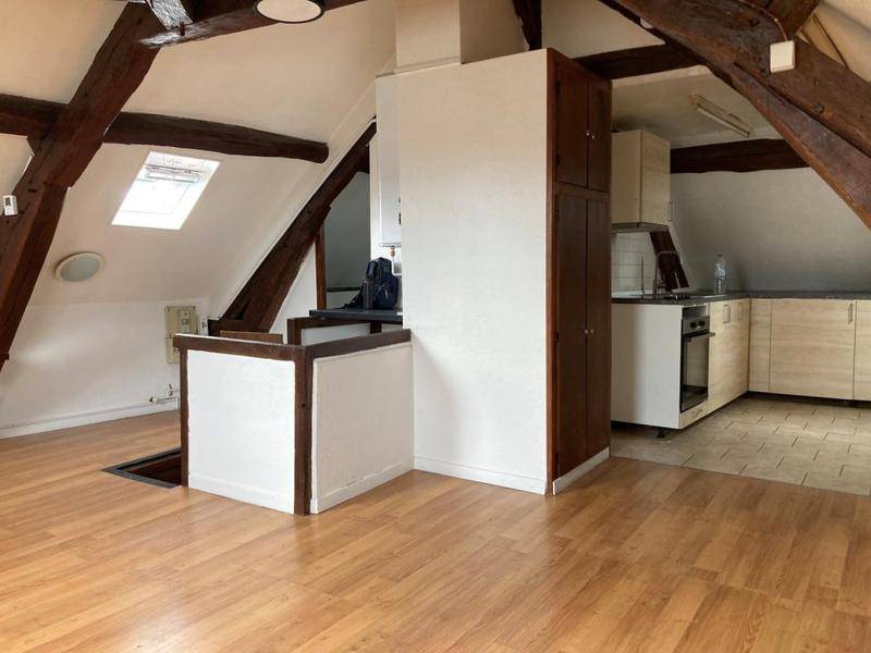Image de l'annonce Studio · 21.83 m² · ROMILLY-SUR-SEINE