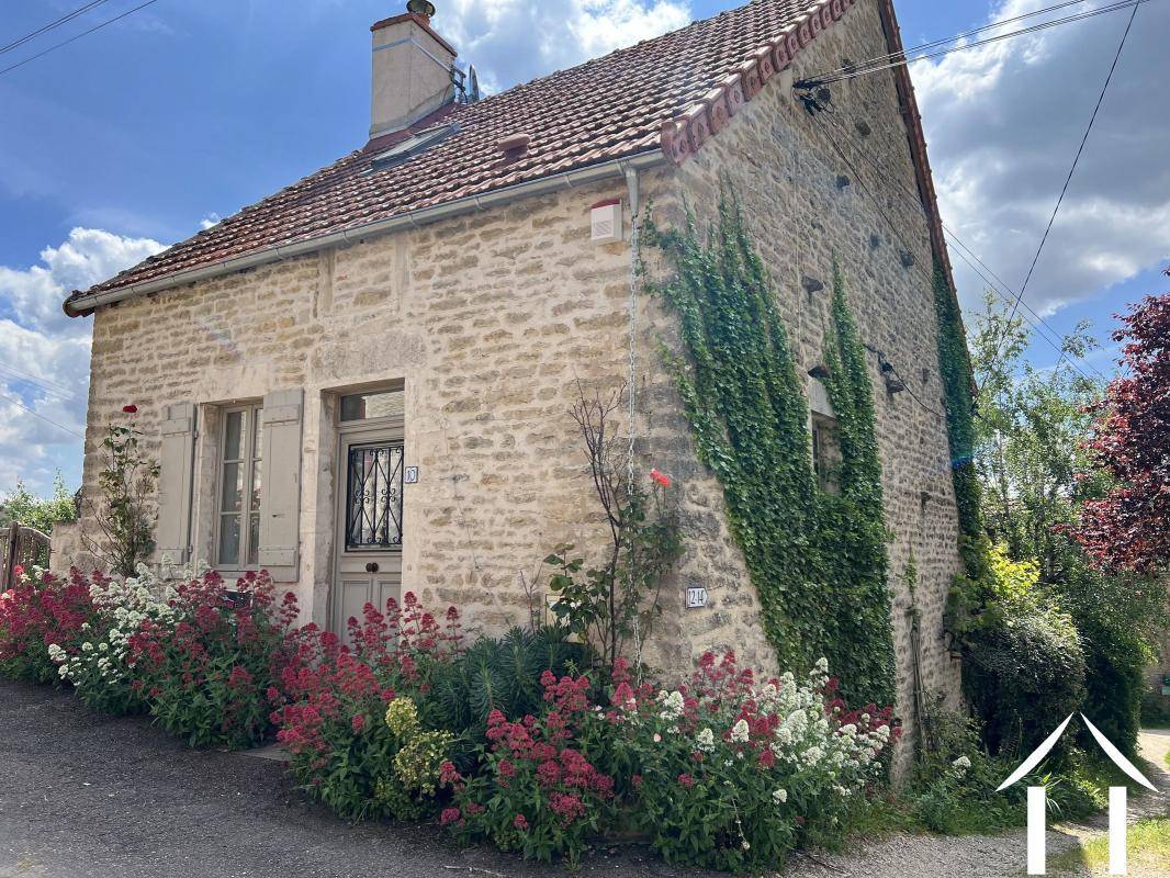 Image de l'annonce Petite maison en pierre près des vignobles