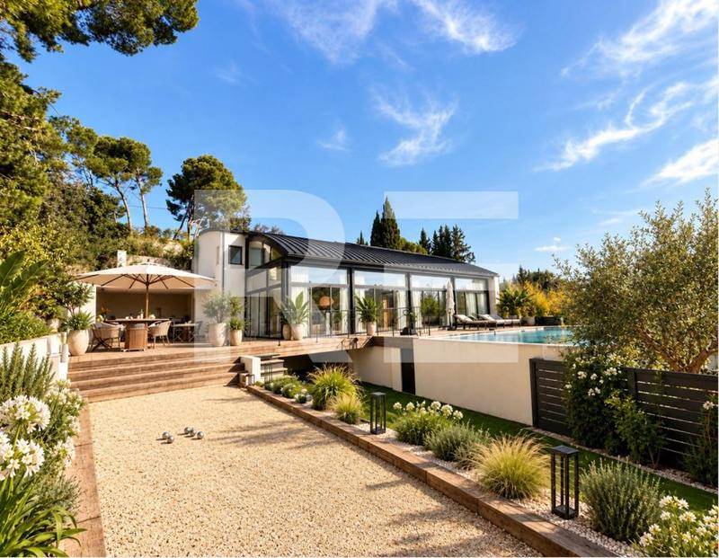 Image de l'annonce Villa d'architecte de 300 M2 à vendre…