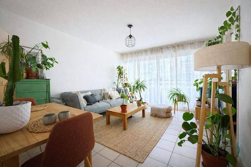 Image de l'annonce Appartement deux pièces avec balcon, ascenseur et…
