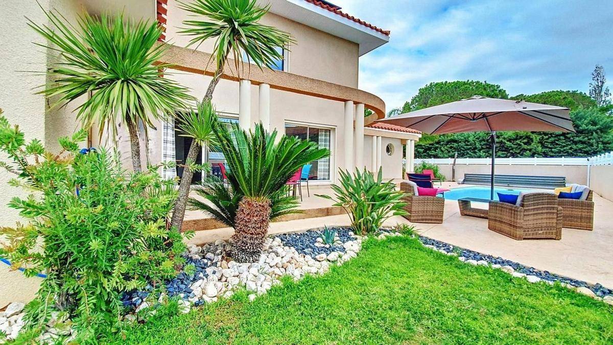 Image de l'annonce VILLA MODERNE AVEC PISCINE SANS VIS A…