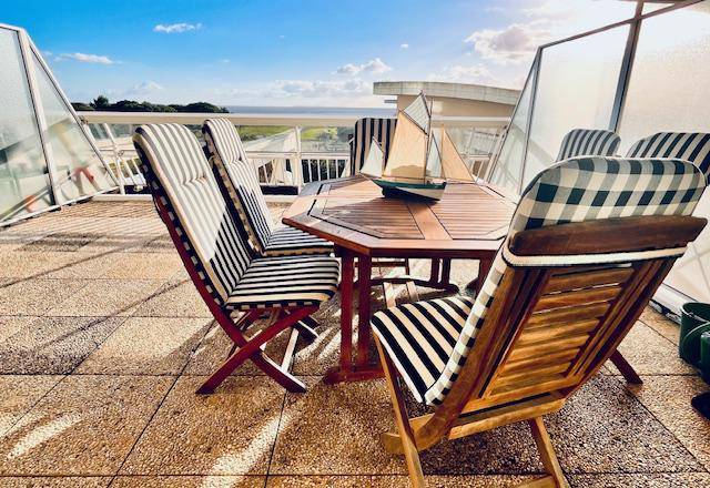 Image de l'annonce Appartement avec terrasse vue mer