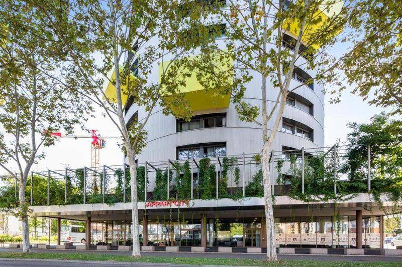 Image de l'annonce Studio en résidence d'affaires – LMNP 100…