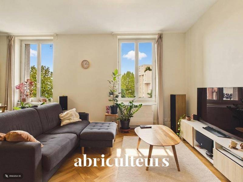 Image de l'annonce Lumineux appartement traversant 3 pièces avec cave,…