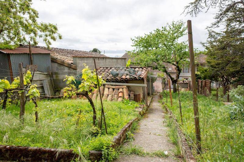 Image de l'annonce Maison de caractère 130 m² • Salon…