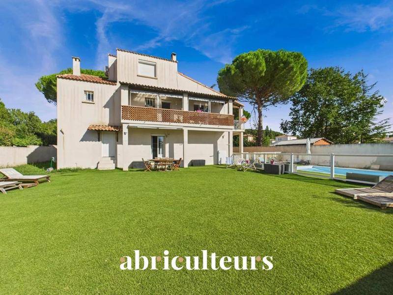 Image de l'annonce Maison familiale avec dépendance de 190 m²…