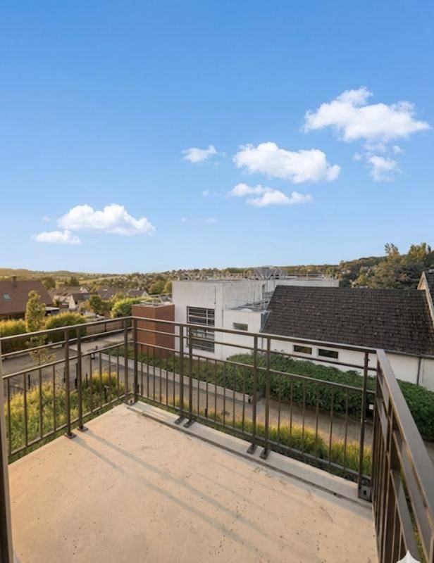 Image de l'annonce 4 PIECES EN DERNIER ETAGE AVEC BALCON