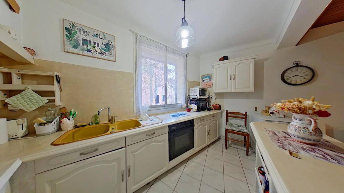 Image de l'annonce maison de village avec garage et terrasse