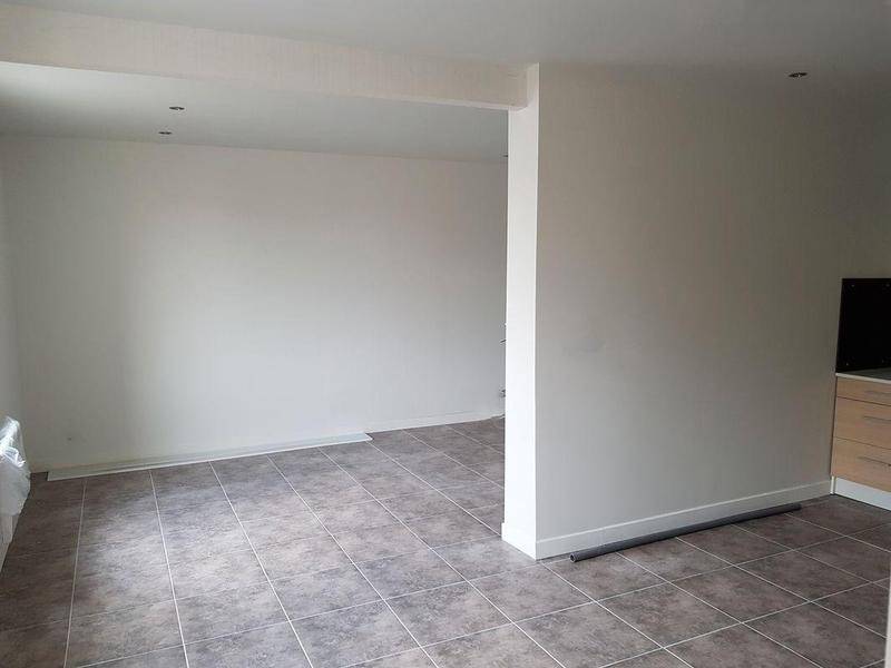 Image de l'annonce Maison T3 90 m² 890 € avec…