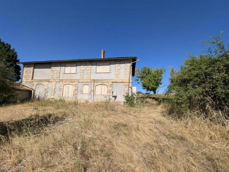 Image de l'annonce CAPIAN Maison en pierres à rénover 220m²…