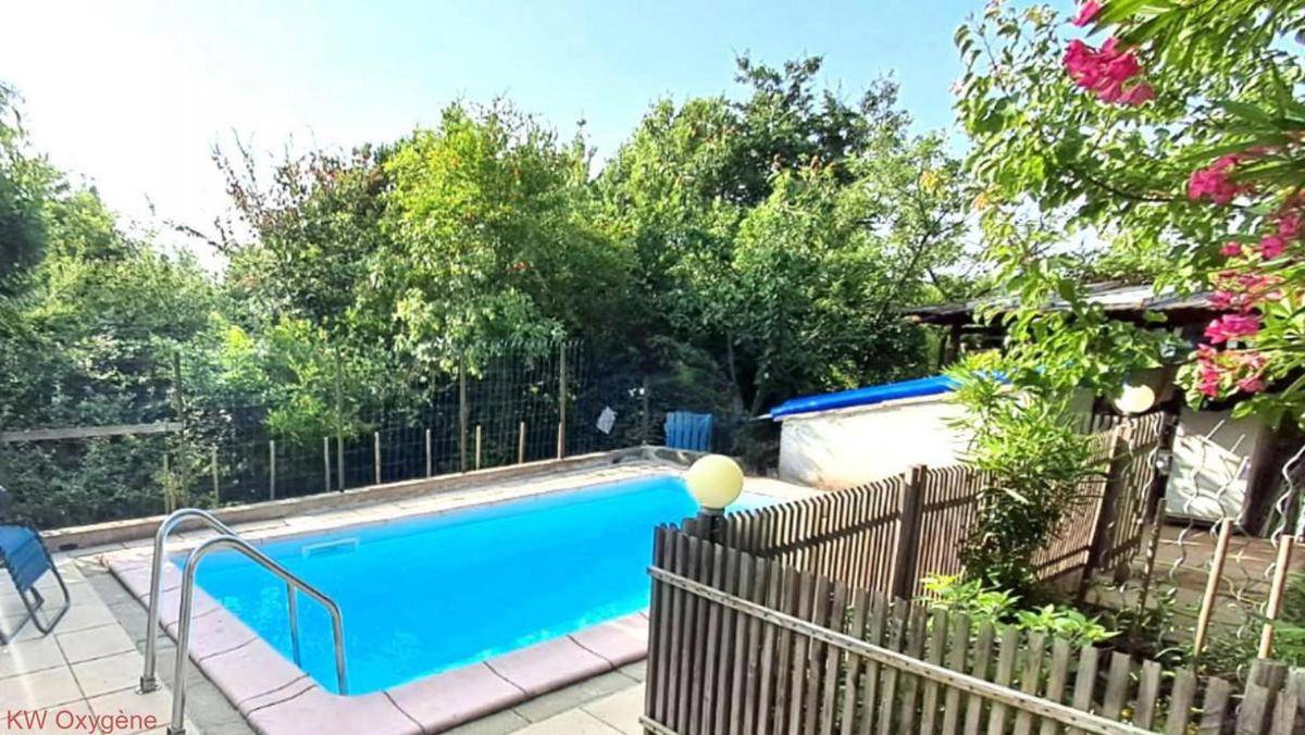 Image de l'annonce Maison 110 m², 3 chambres, jardin, piscine,…