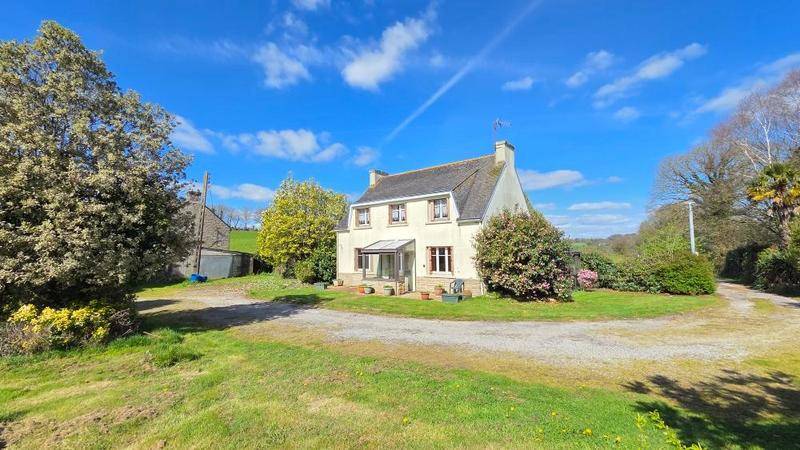 Image de l'annonce Ensemble de deux maisons, une longère, un…