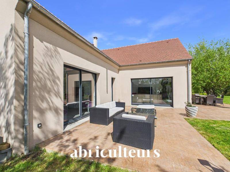 Image de l'annonce Maison d’architecte de plain-pied récente avec vue…