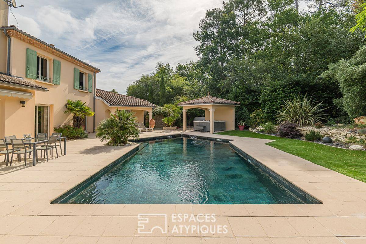 Image de l'annonce Villa d'inspiration méditerranéenne avec dépendance, piscine et…
