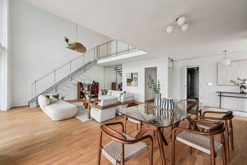 Image de l'annonce **RARE VUE TOUR EIFFEL T5 séjour CATHEDRALE…