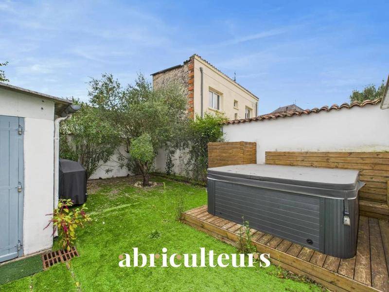 Image de l'annonce Maison de ville en vente à Cognac/quartier…