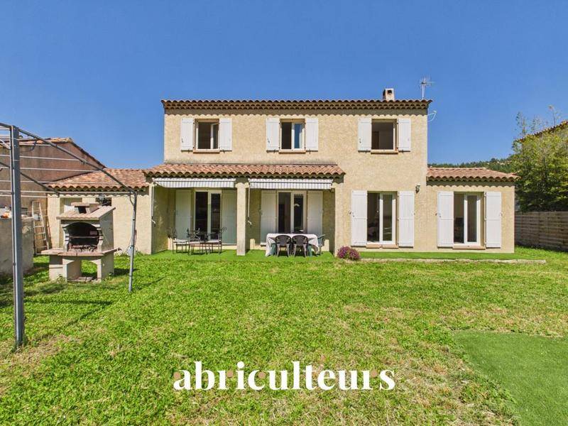 Image de l'annonce Maison familiale 5 chambres avec piscine sur…