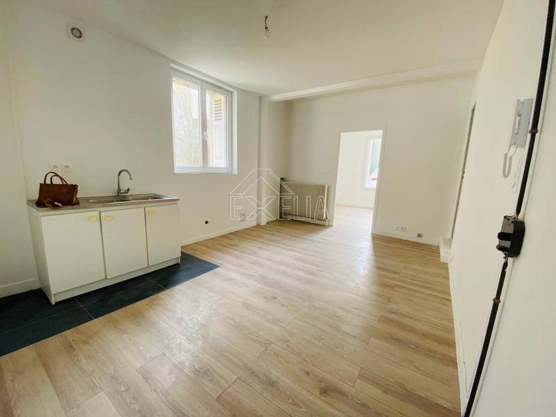 Image de l'annonce APPARTEMENT T3 – 45,65 m² – Rez-de-chaussée…