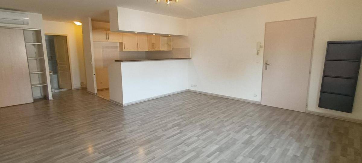 Image de l'annonce APPARTEMENT AVEC GARAGE BAGNOLS SUR CEZE
