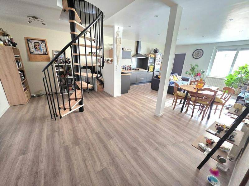 Image de l'annonce Millau Centre : t3 de 80m2 +…