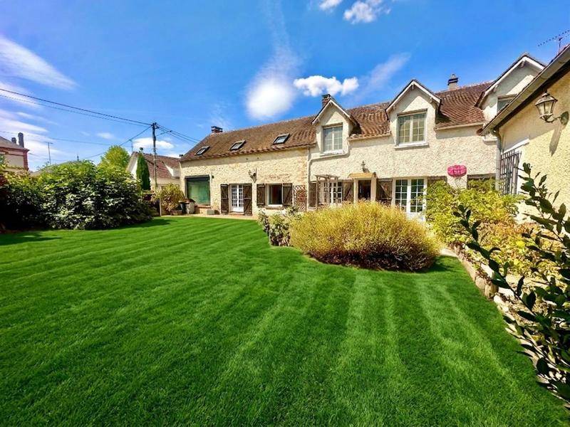 Image de l'annonce LA GRANDE PAROISSE-MAISON 225m²-DEPENDANCE-5 CHAMBRES-GARAGE