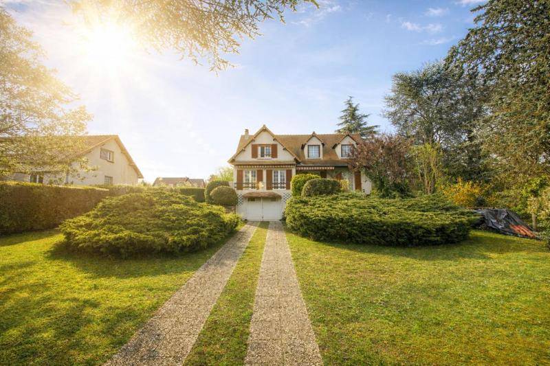 Image de l'annonce Maison familiale 7 pièces 154 m² à…