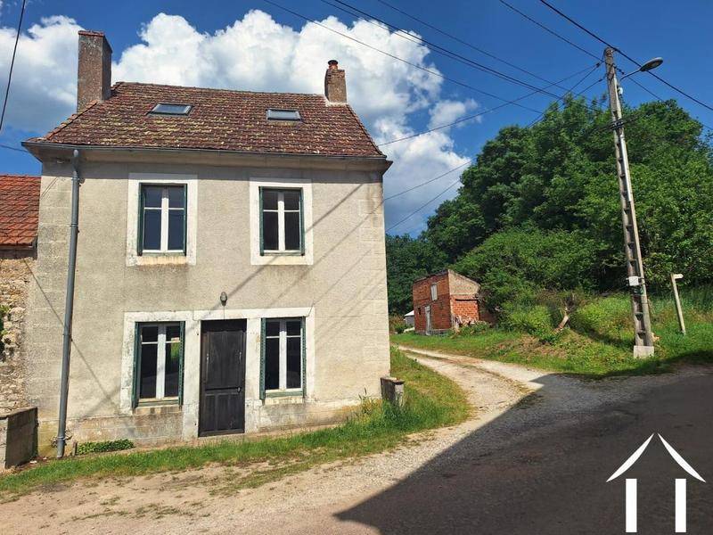 Image de l'annonce Maison de village à rénover, avec petits…
