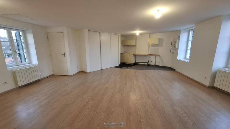 Image de l'annonce F3 - 74m² - Place Vauboin -…
