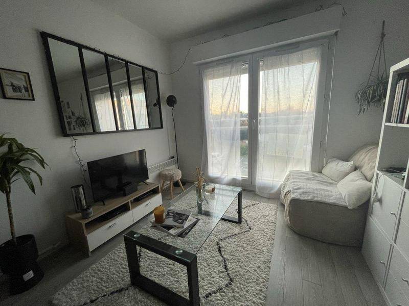 Image de l'annonce A LOUER - Studio de 25.10m² avec…