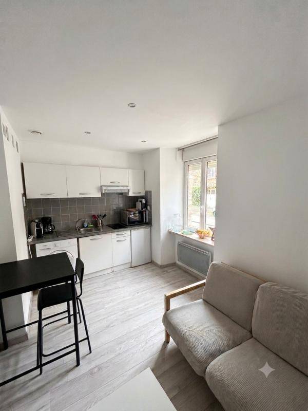 Image de l'annonce T2 meublé · 23.4 m² · RENNES