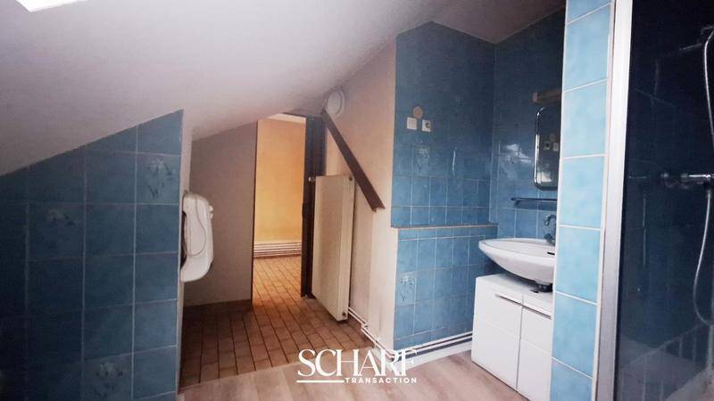 Image de l'annonce Appartement à rénover au dernier étage –…
