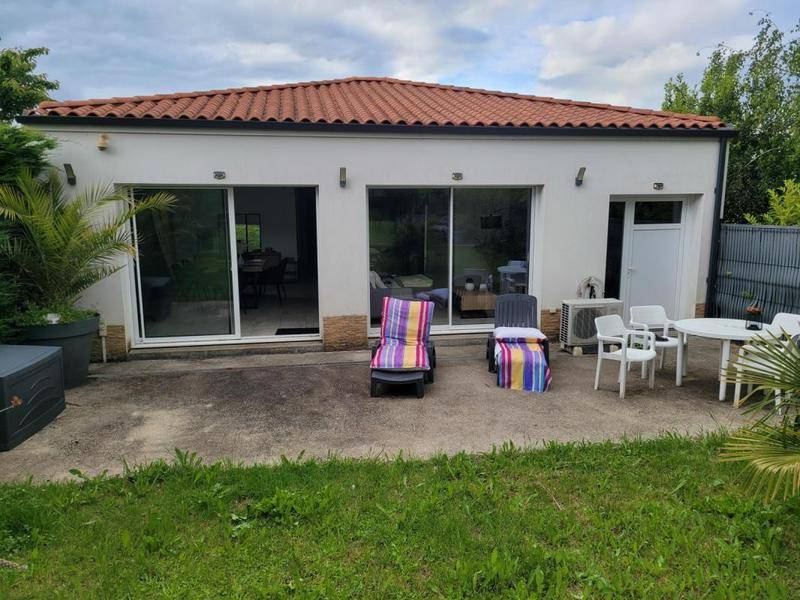 Image de l'annonce Maison 3Chambres, un bureau récente de 2019.…