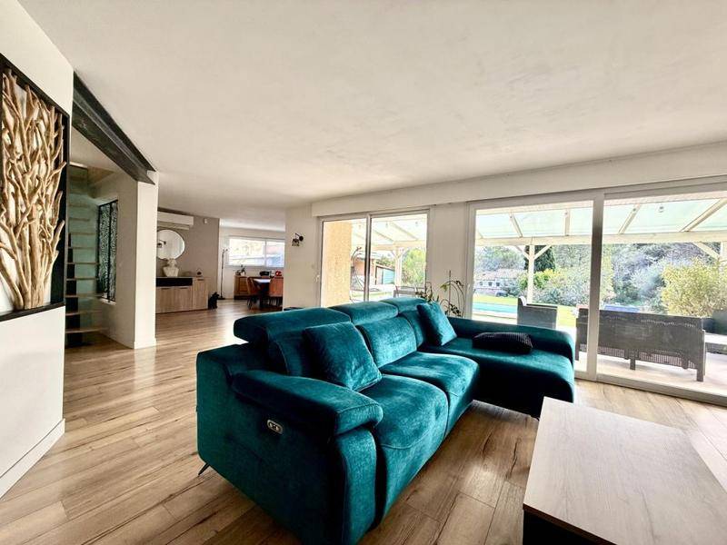 Image de l'annonce VILLA FAMILIALE 200 M² AVEC PISCINE ET…