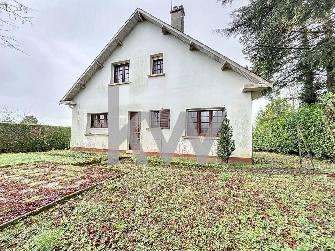 Image de l'annonce Maison T7 (240 m²) en vente à…