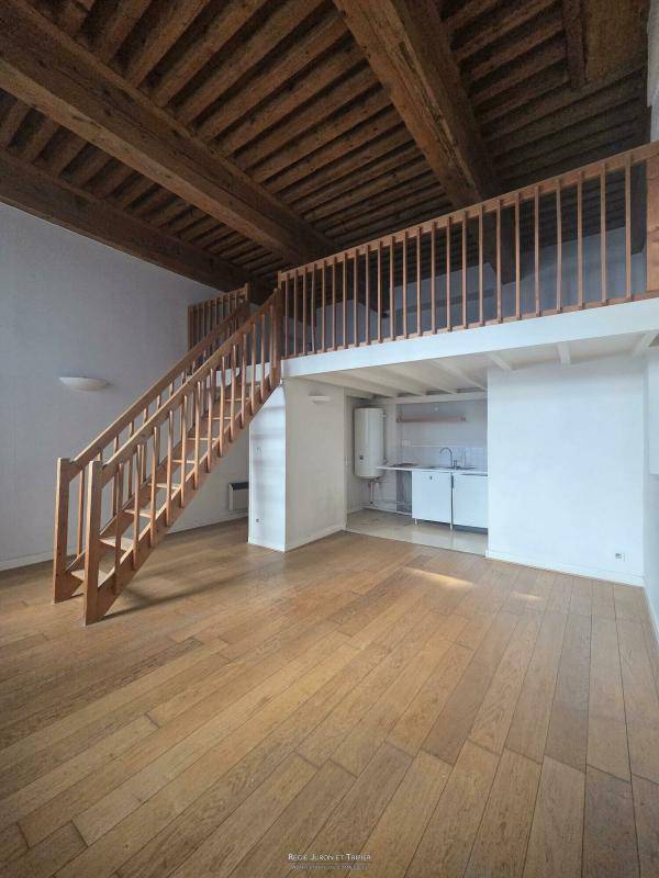 Image de l'annonce F1- 44.45 m² - Place Saint Jean…