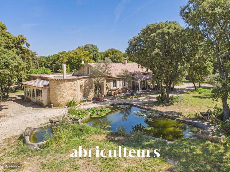Image de l'annonce maison en pierre de 254 m² en…