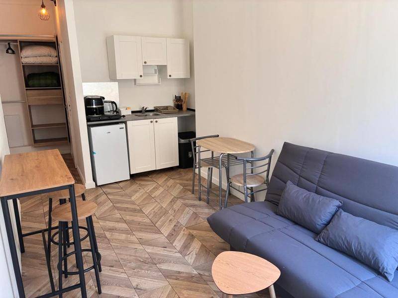 Image de l'annonce Studio confortable en intra-muros d'Avignon – Idéal…