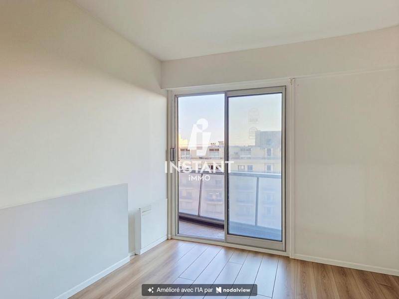 Image de l'annonce Studio loué Balcon