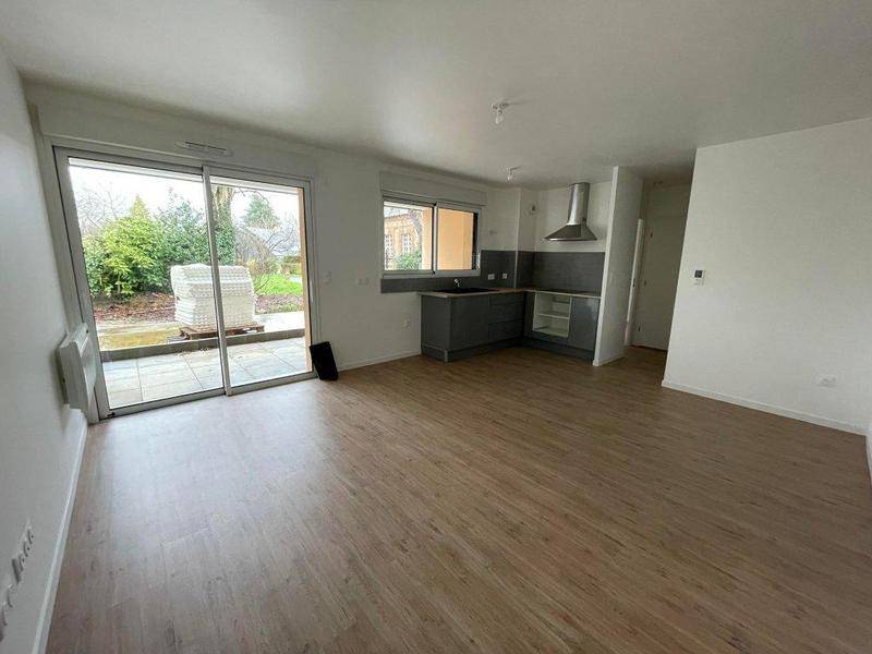 Image de l'annonce A LOUER - Appartement F2 avec jardin,…