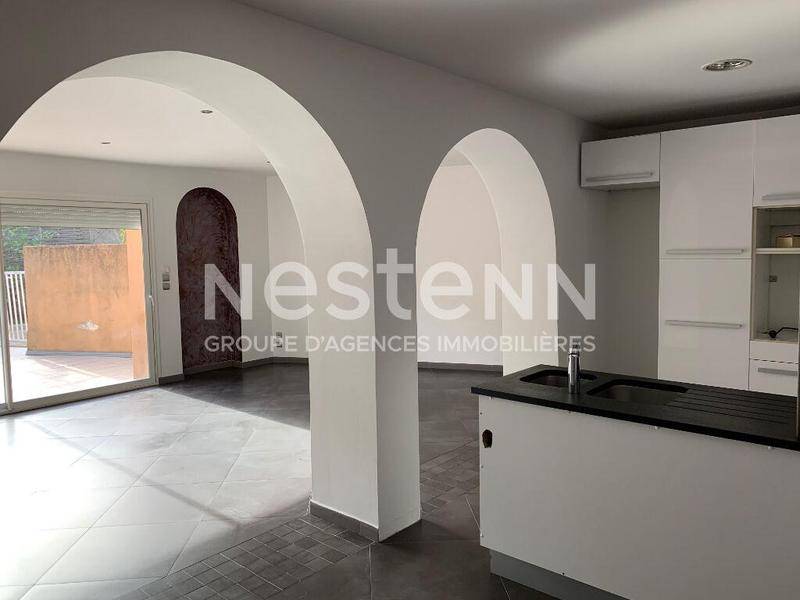 Image de l'annonce CARCASSONNE immeuble mixte avec local commercial libre…