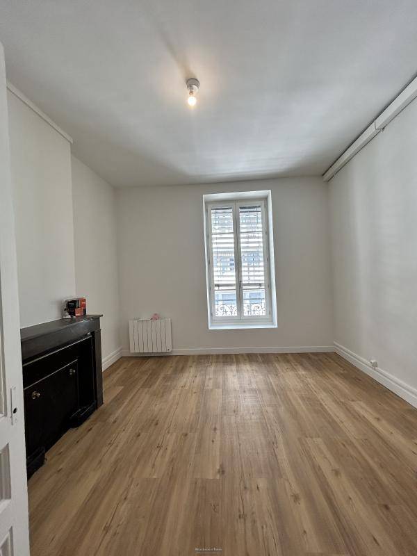 Image de l'annonce F3 - 60.45m² - Cours Charlemagne -…