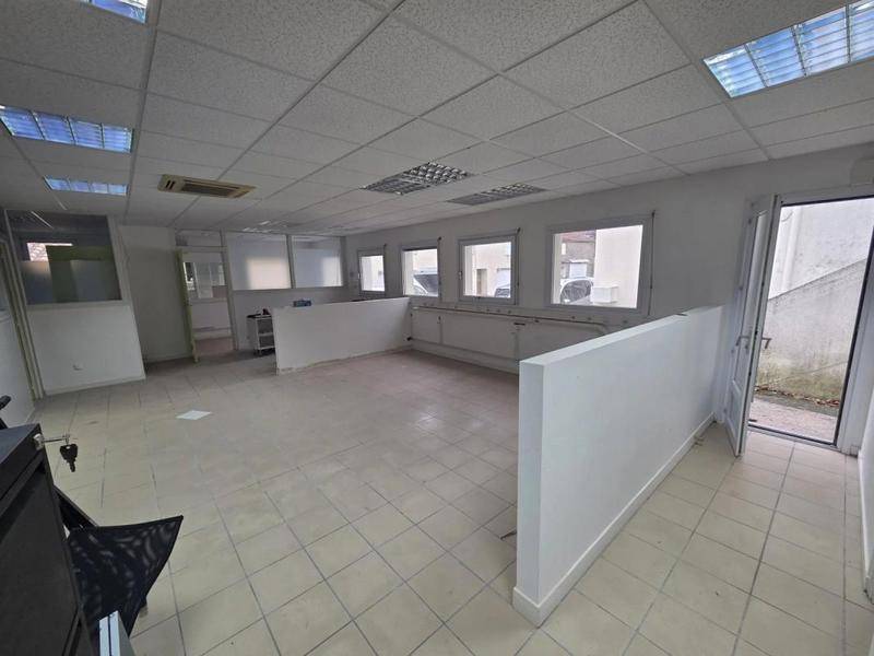 Image de l'annonce Local Commercial de 132 m² - Machecoul…