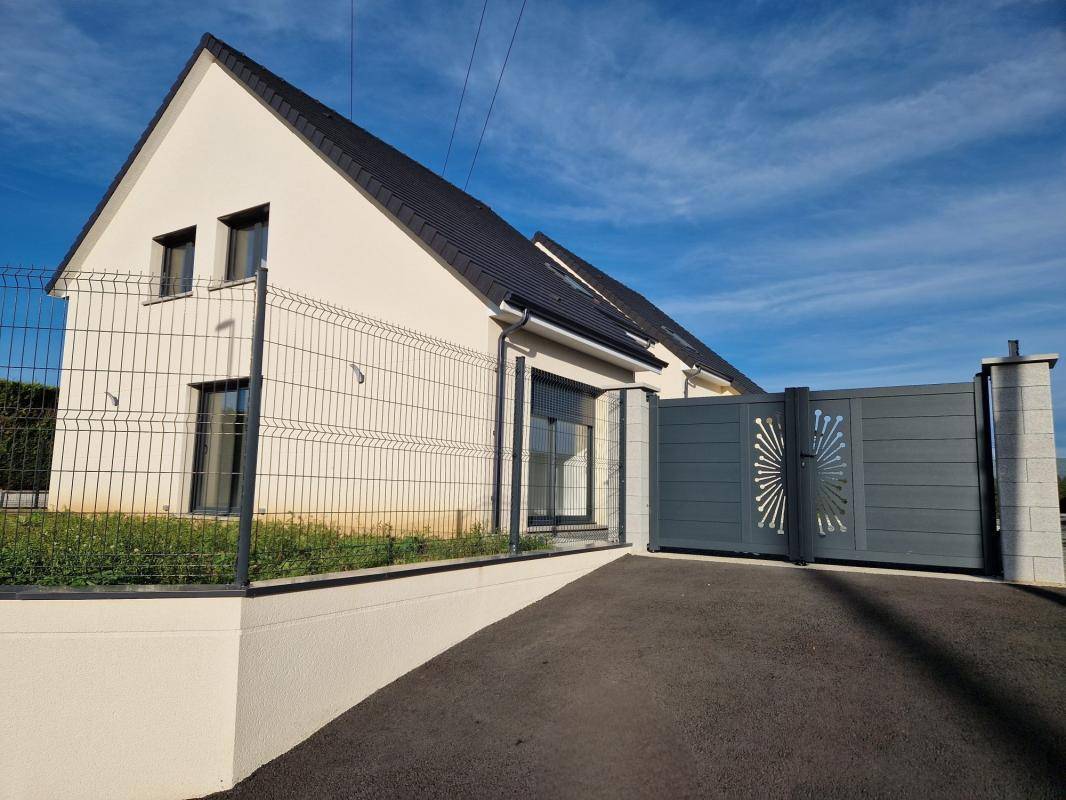Image de l'annonce MAISON - 113 m² - SAINT-JEAN-DU-CARDONNAY